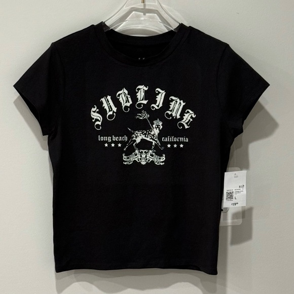 Forever 21 Tops - Sublime Graphic Tee